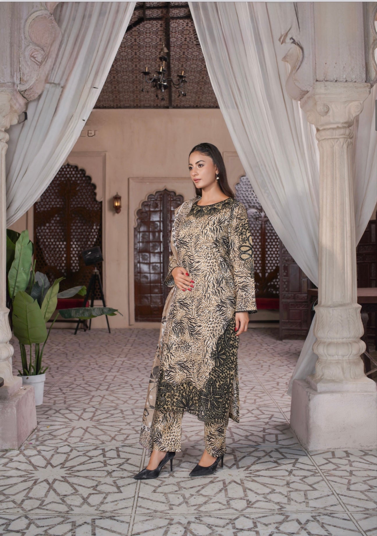 Desert Majesty 3PC – Unveil Your Royal Charm: A-279-15